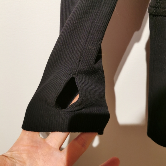 Lululemon size 6 dot confirmed black stride jacket thumbholes hooded - Picture 4 of 9